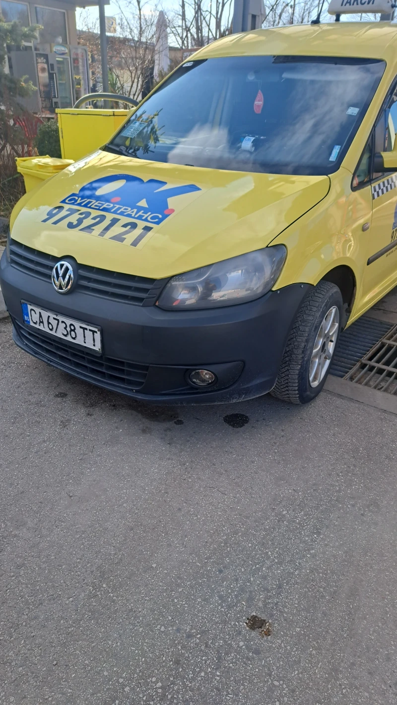 VW Caddy, снимка 1 - Автомобили и джипове - 49579159