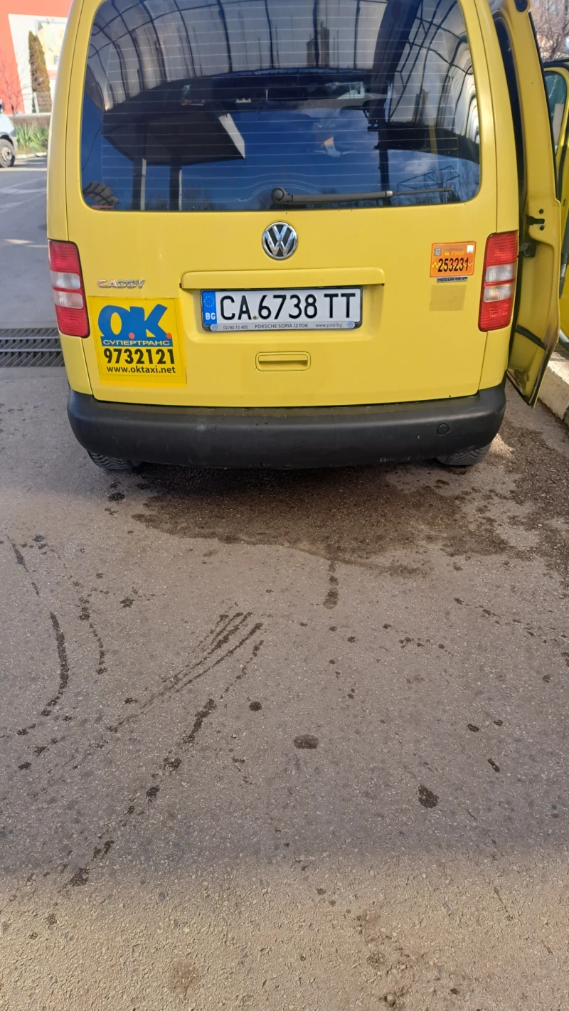 VW Caddy, снимка 2 - Автомобили и джипове - 49579159