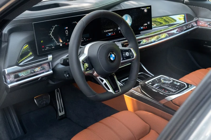 BMW 740 M SPORT.MASSAGE.SOFTC.SKY., снимка 4 - Автомобили и джипове - 52086651