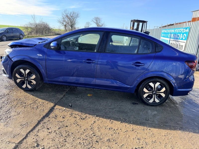 Dacia Logan 1.0 TCe, снимка 8 - Автомобили и джипове - 52771856