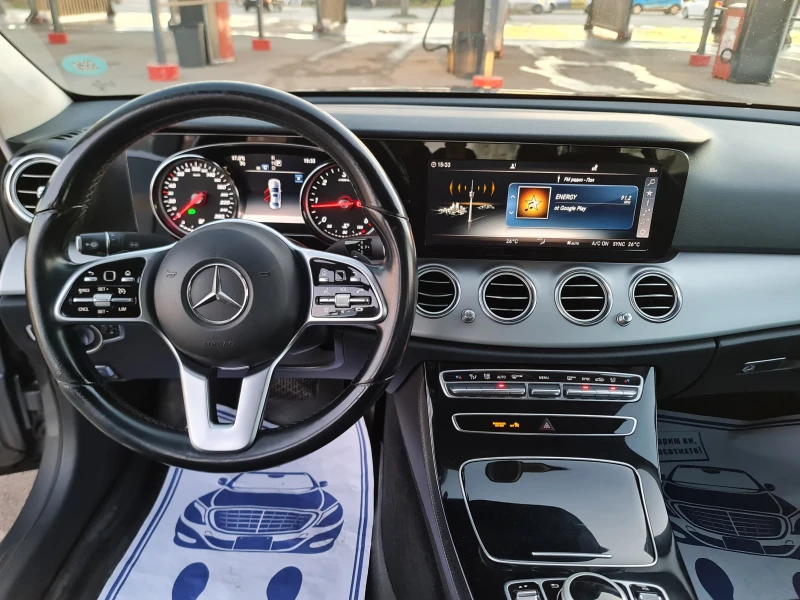 Mercedes-Benz E 220 ТОП ЦЕНА/AMG, снимка 11 - Автомобили и джипове - 53102119
