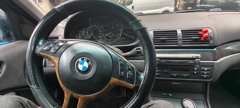 BMW 318, снимка 2 - Автомобили и джипове - 53211826