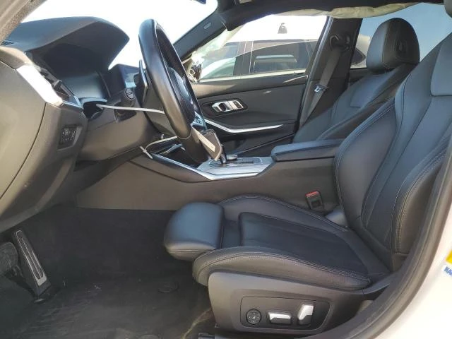 BMW 340 I* Digital* PANO* Keyless* Line Ass* Blind Spot* , снимка 7 - Автомобили и джипове - 53174598