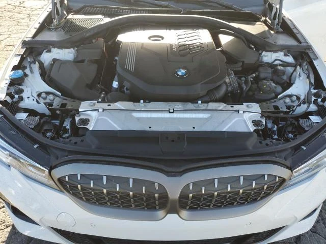 BMW 340 I* Digital* PANO* Keyless* Line Ass* Blind Spot* , снимка 11 - Автомобили и джипове - 53174598