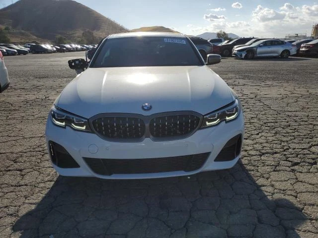 BMW 340 I* Digital* PANO* Keyless* Line Ass* Blind Spot* , снимка 5 - Автомобили и джипове - 53174598