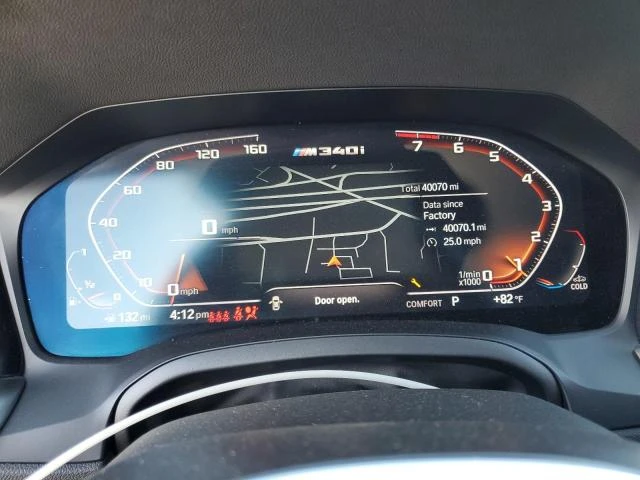 BMW 340 I* Digital* PANO* Keyless* Line Ass* Blind Spot* , снимка 9 - Автомобили и джипове - 53174598