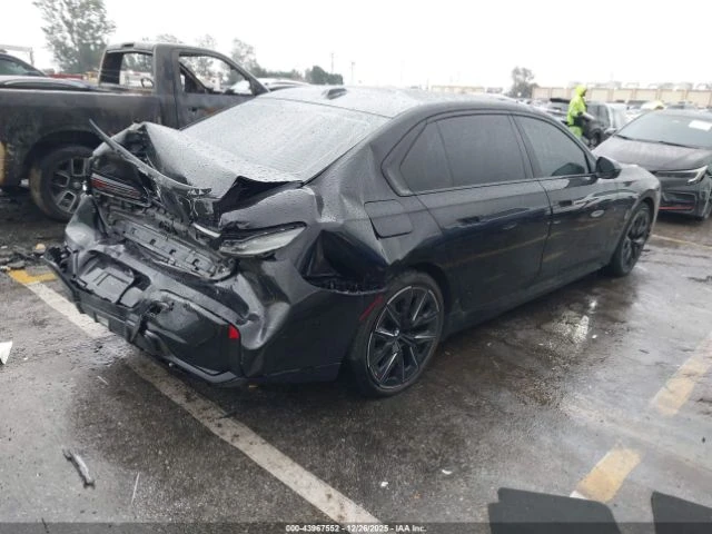 BMW i7 EDRIVE50, снимка 4 - Автомобили и джипове - 53986768