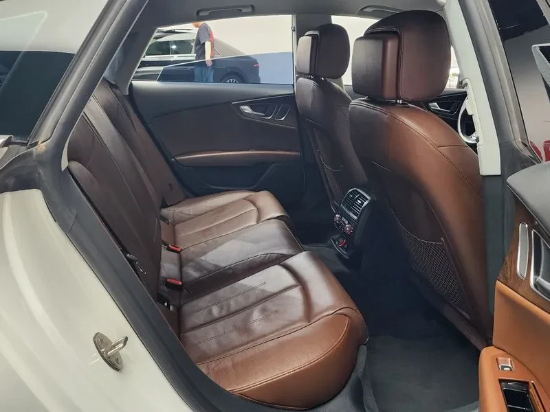 Audi A7 3.0 TDI Quattro - САМО 30% АВАНС, снимка 11 - Автомобили и джипове - 56158819