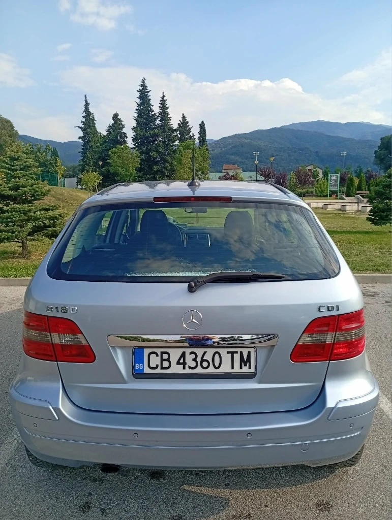 Mercedes-Benz B 180, снимка 2 - Автомобили и джипове - 56443443