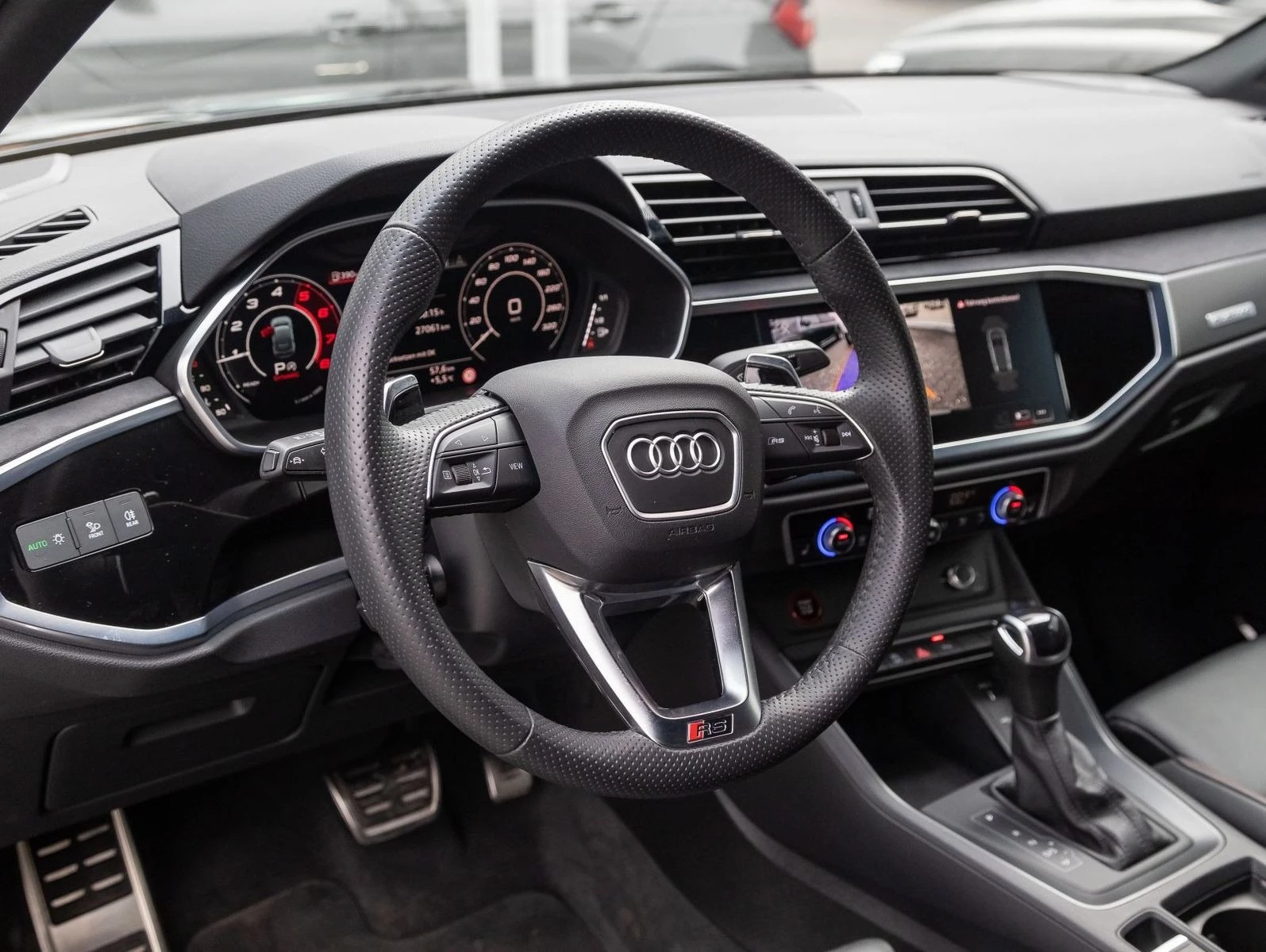 Audi RSQ3 SPORTBACK 2.5TFSI QUATTRO NAVI LED  - изображение 5