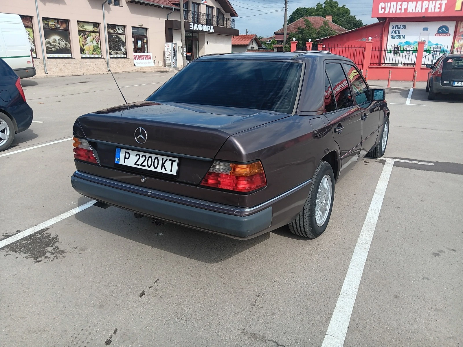 Mercedes-Benz 300 300 D - изображение 4