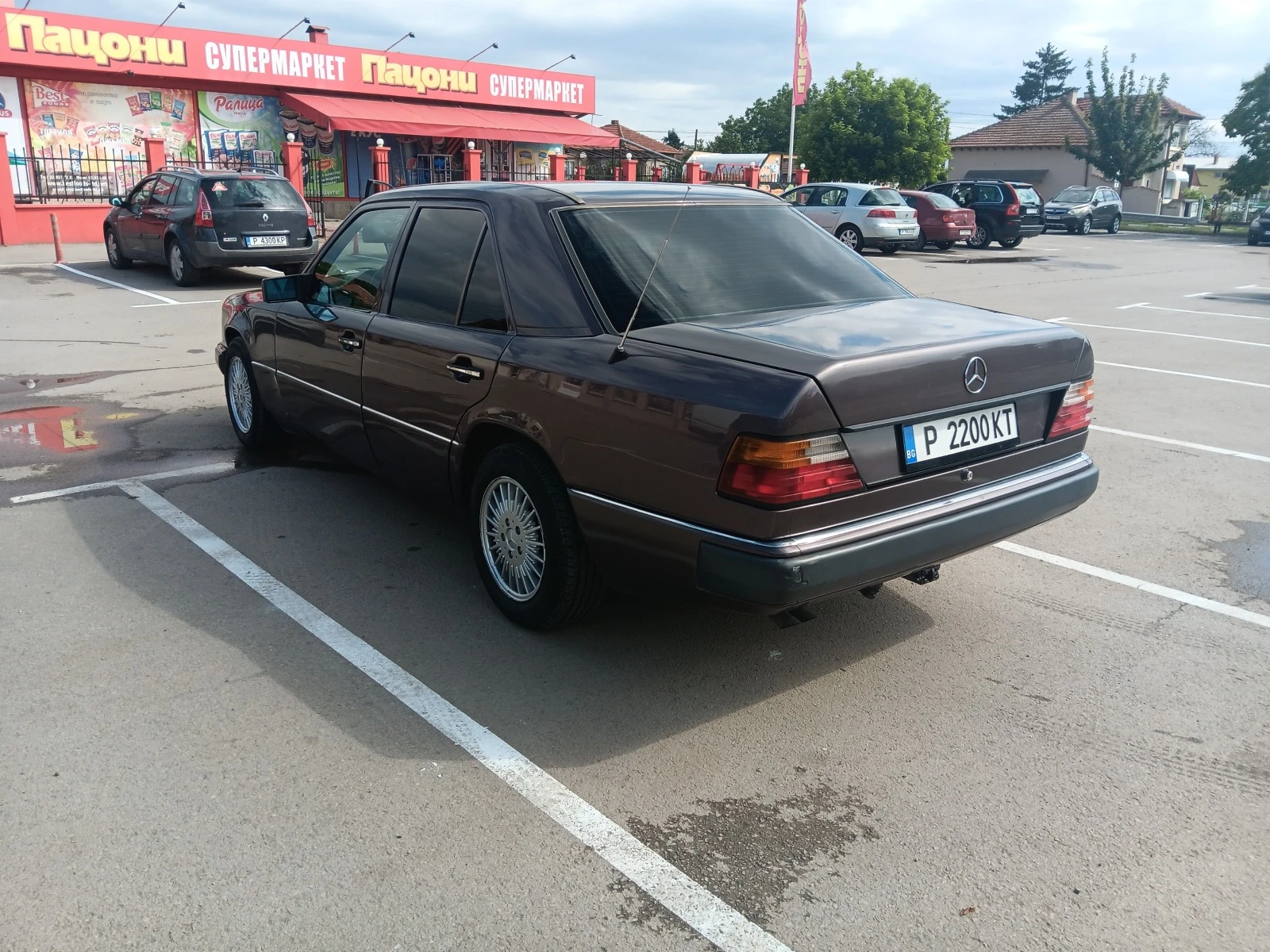 Mercedes-Benz 300 300 D - изображение 3