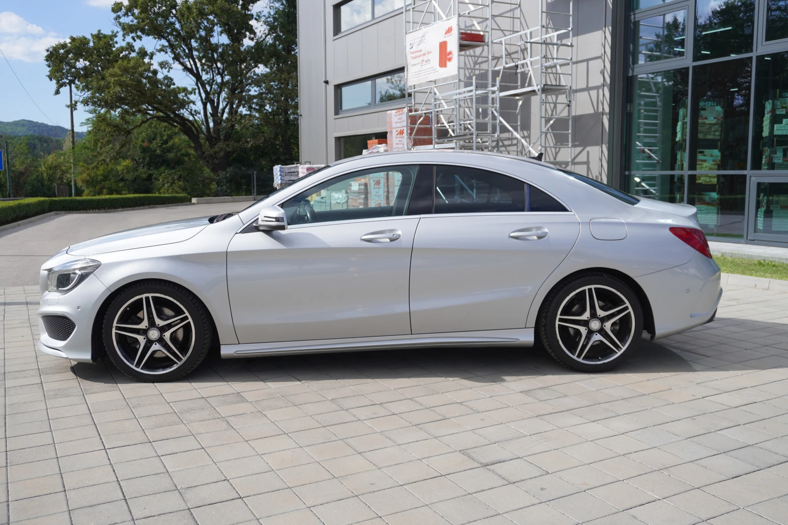 Mercedes-Benz CLA 220 AMG PACK-CAMERA-LED-NAVI/БЕЗУПРЕЧЕН - изображение 2