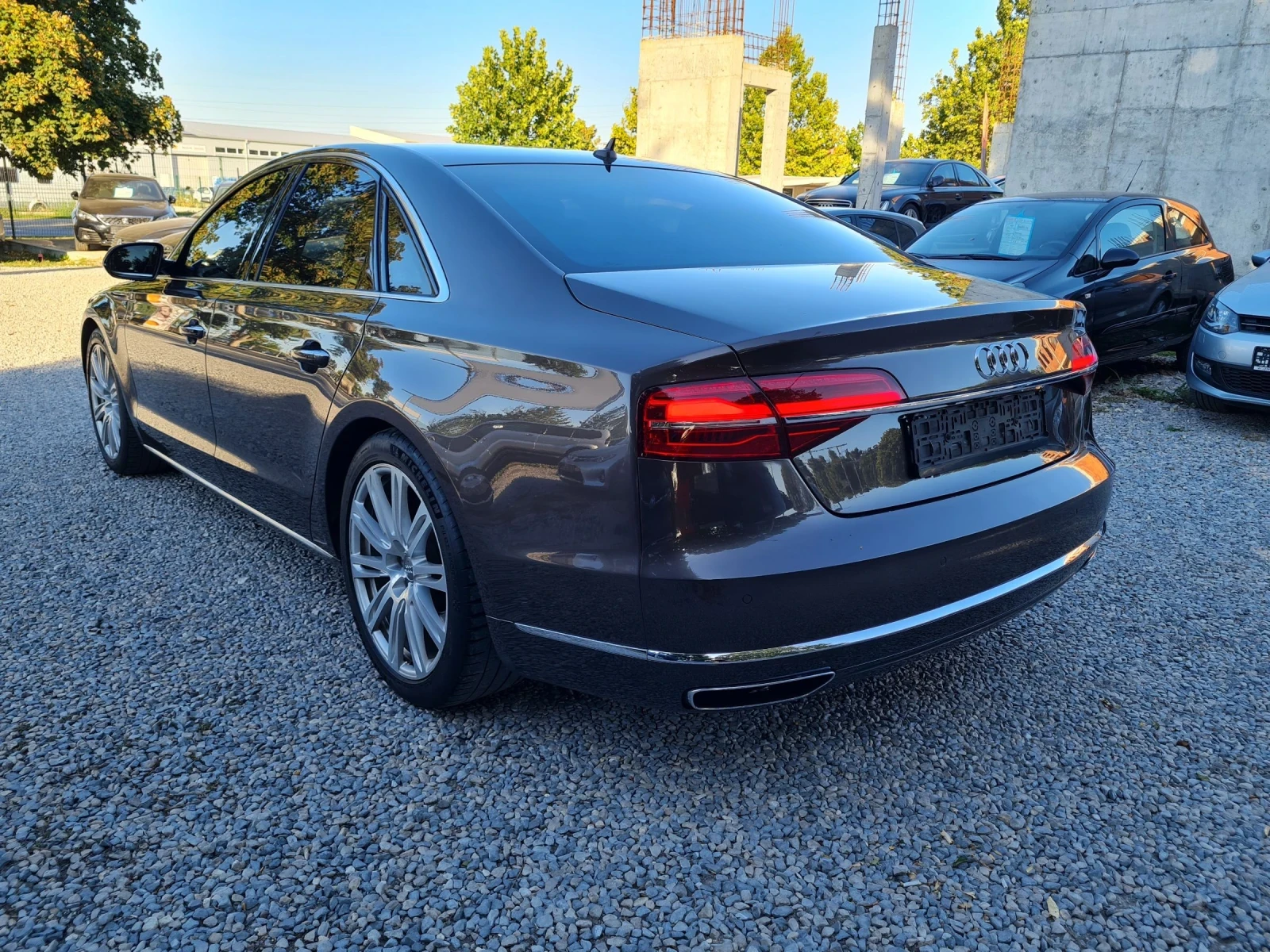 Audi A8 4.2TDI/MATRIX/МАСАЖ/ОБДУХВАНЕ/DISTRONIKBOSE/HUD/ - изображение 7