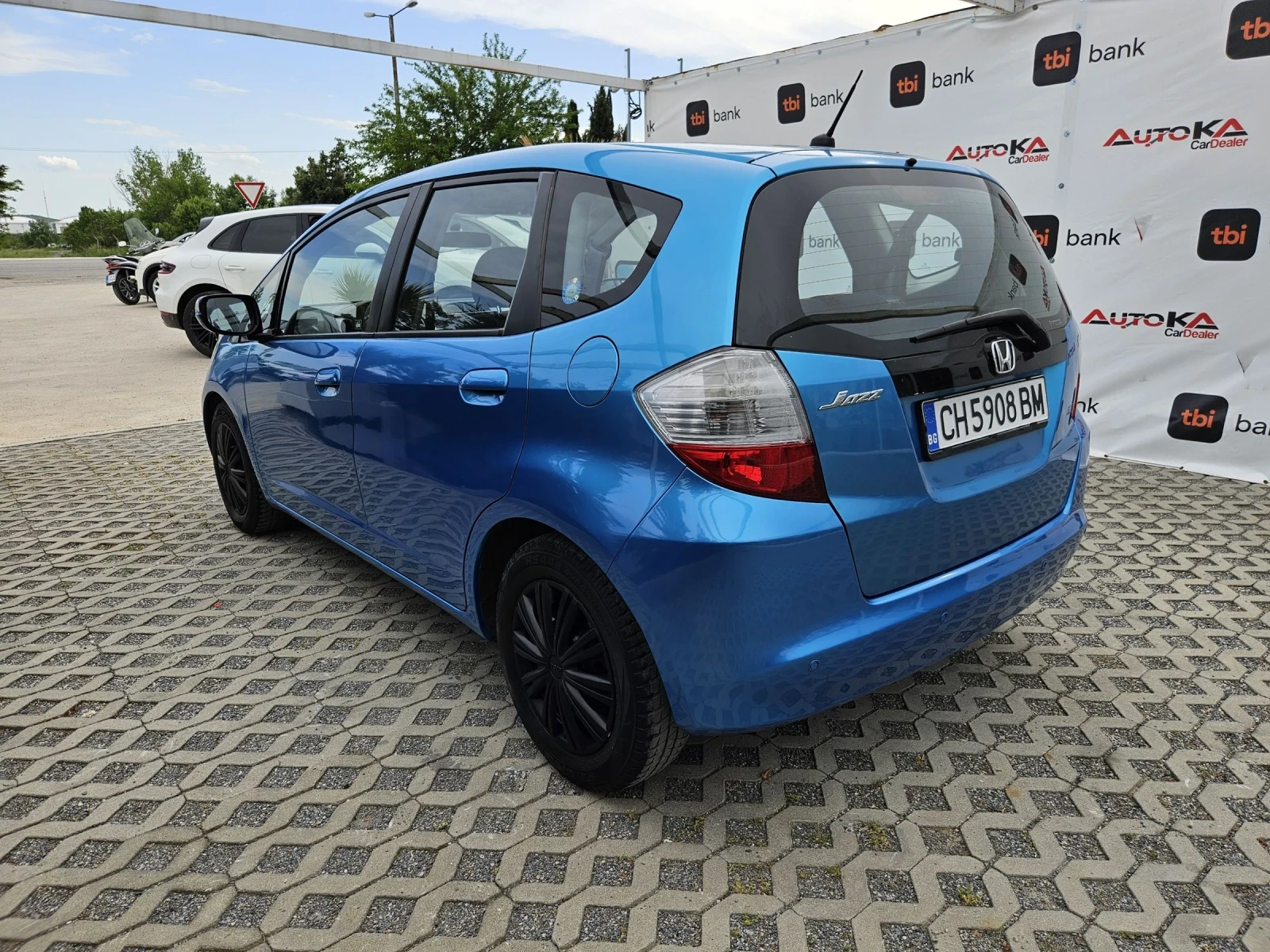 Honda Jazz 1.3VTEC-99кс= АВТОМАТ= 144.000km= FACE= КЛИМАТРОНИ - изображение 5
