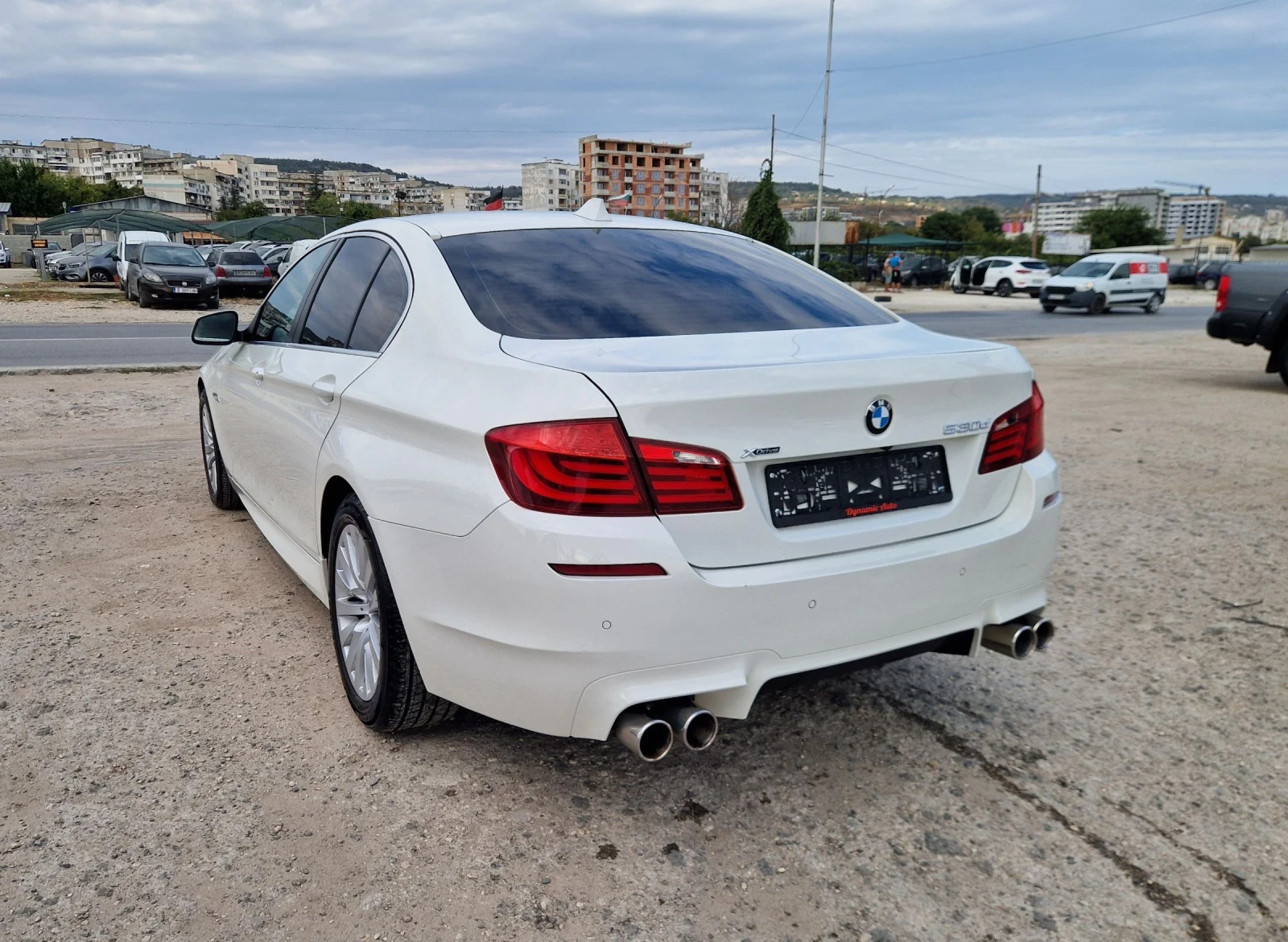 BMW 530 М-пакет / 3.0 Дизел / Регистриран / Лизинг  - изображение 4