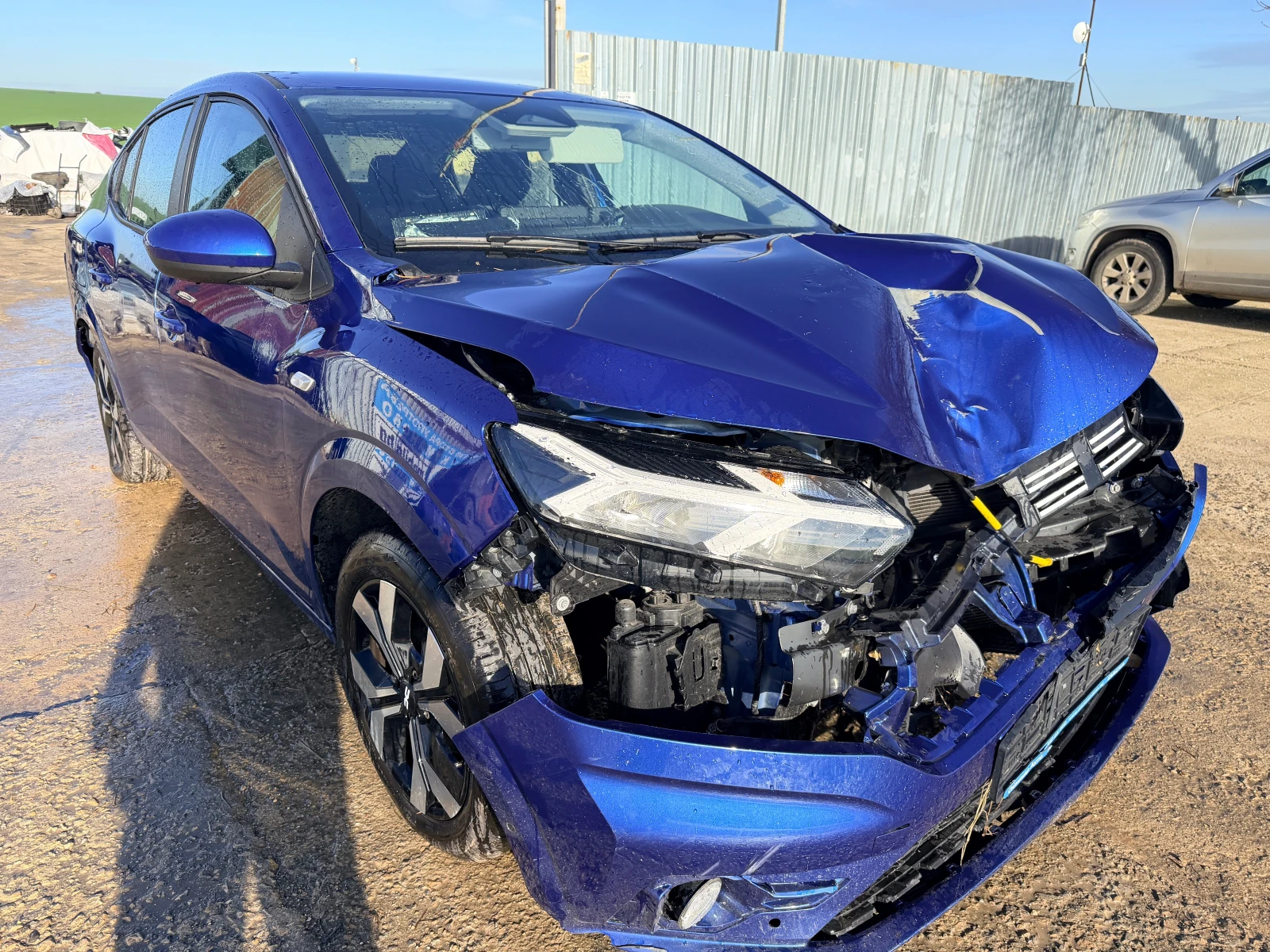 Dacia Logan 1.0 TCe - изображение 3