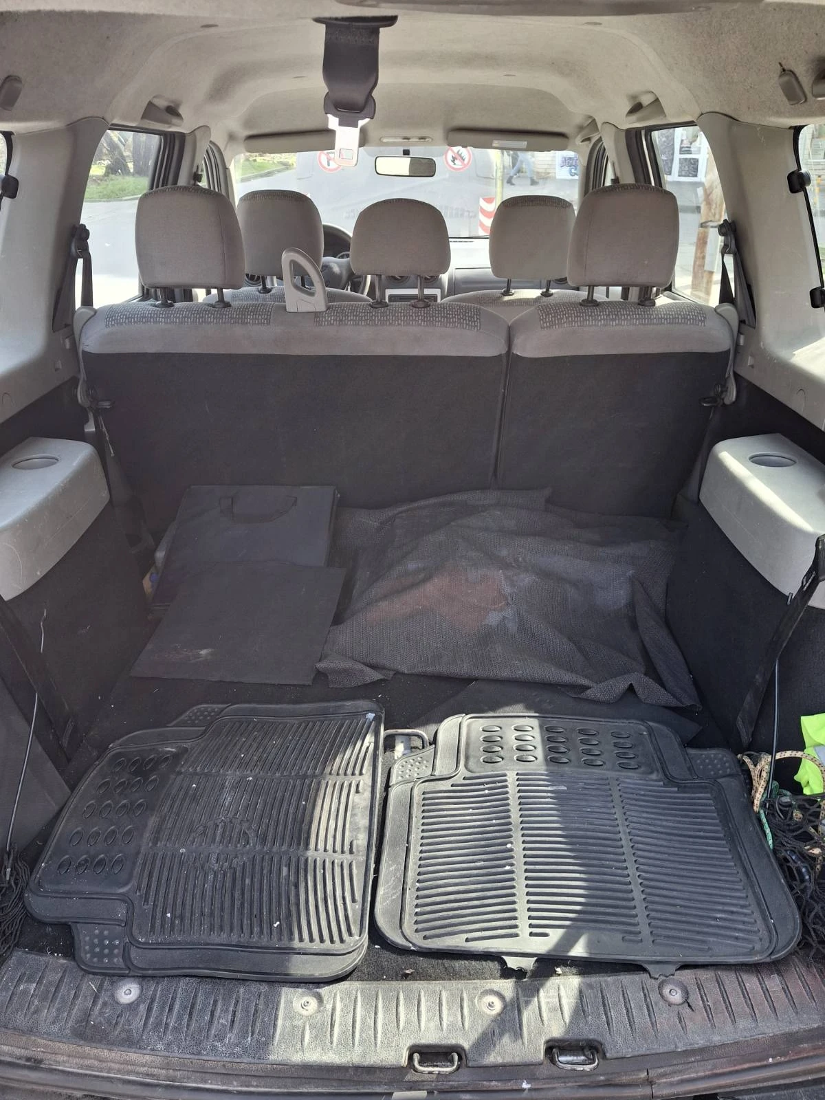 Dacia Logan  - изображение 8