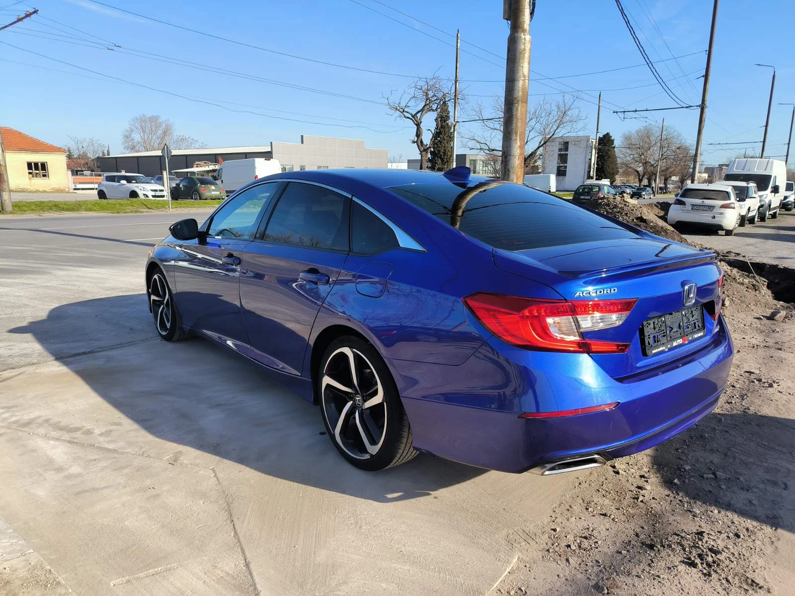 Honda Accord 1.5-Navi-Kameri-Automat-Euro-6-Keyless, снимка 7 - Автомобили и джипове - 53809937