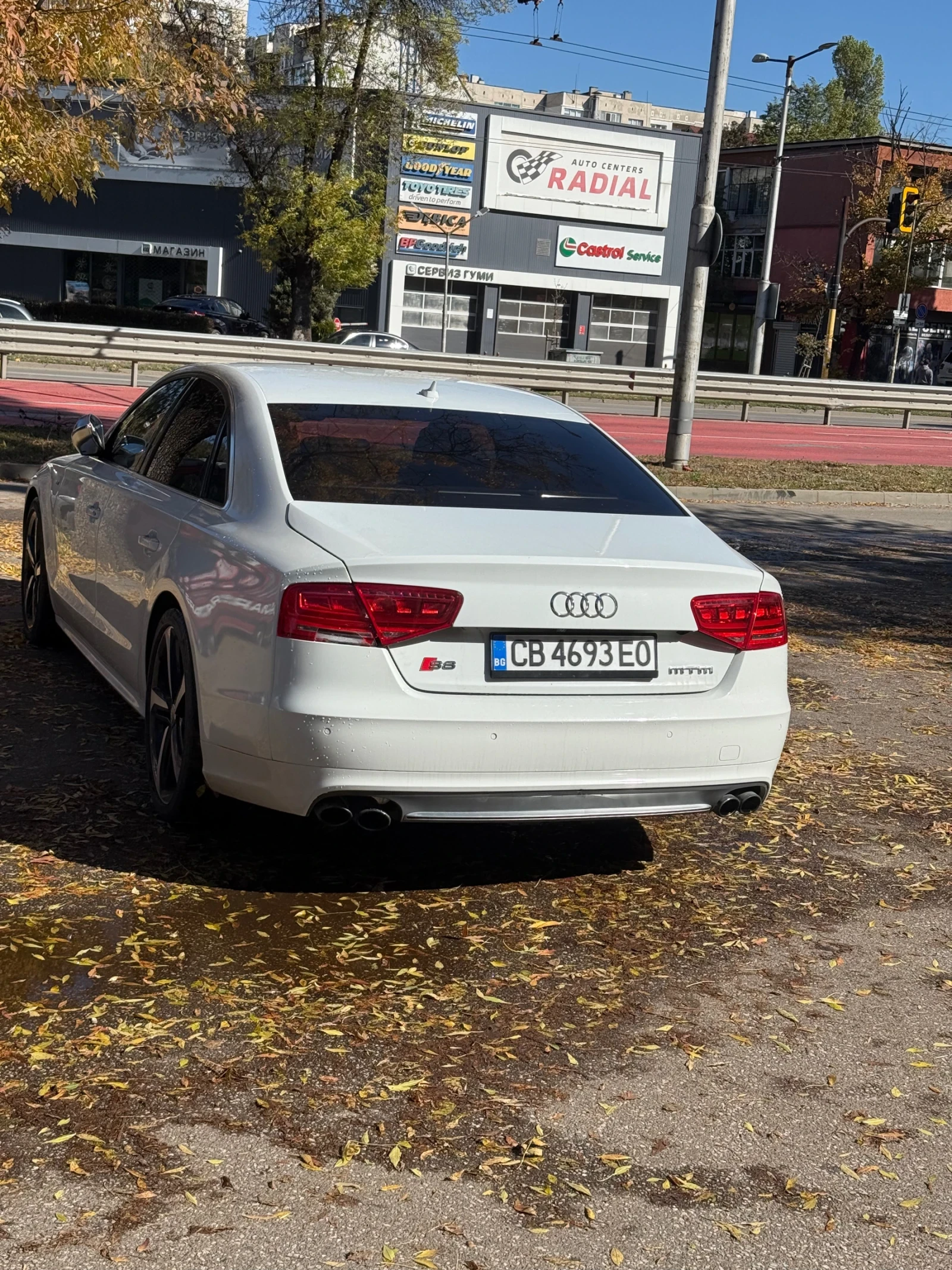 Audi S8, снимка 6 - Автомобили и джипове - 53921432