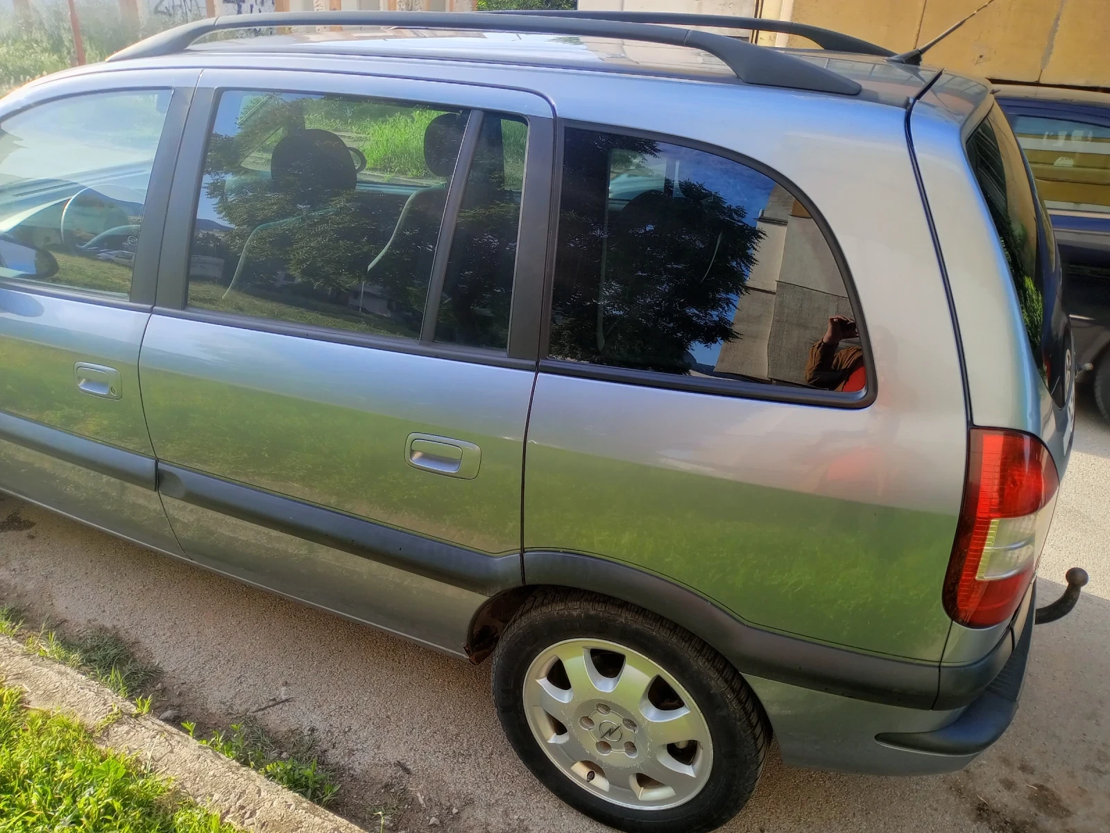 Opel Zafira 2.0DTL, снимка 5 - Автомобили и джипове - 55043548