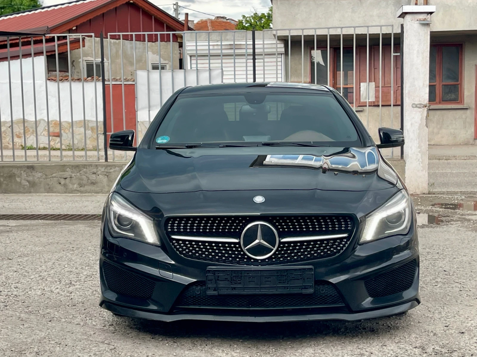 Mercedes-Benz CLA 220 2.2CDI-AMG LINE-EXCLUSIVE-ПОДГРЕВ-FULL LED-NAVI, снимка 2 - Автомобили и джипове - 54895901