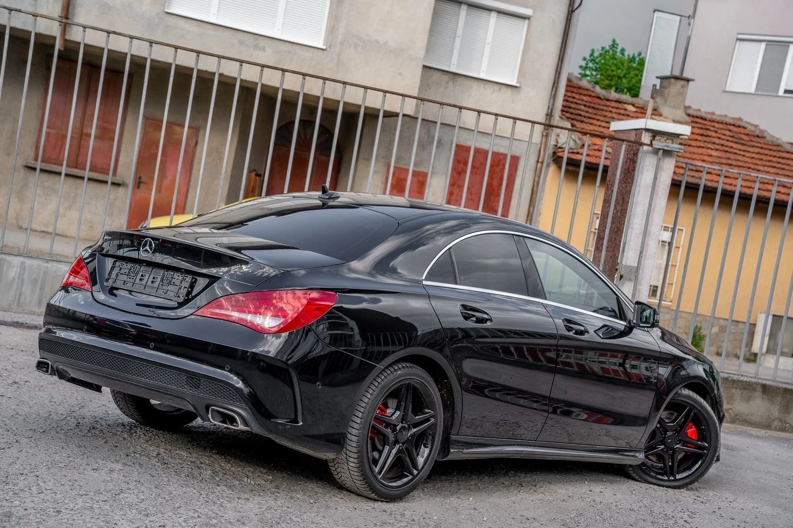 Mercedes-Benz CLA 220 CDI-AMG-DISTRONIC-EXCLUSIVE-ПОДГРЕВ-FULL LED-TOP, снимка 7 - Автомобили и джипове - 54895901