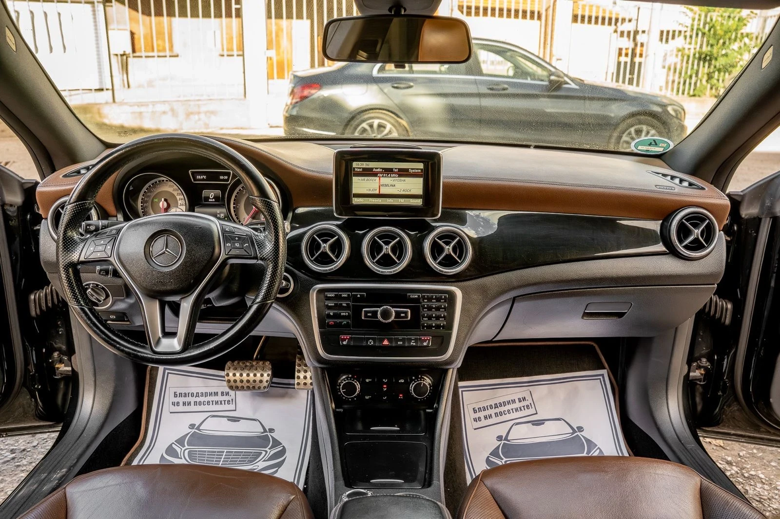 Mercedes-Benz CLA 220 CDI-AMG-DISTRONIC-EXCLUSIVE-ПОДГРЕВ-FULL LED-TOP, снимка 11 - Автомобили и джипове - 54895901