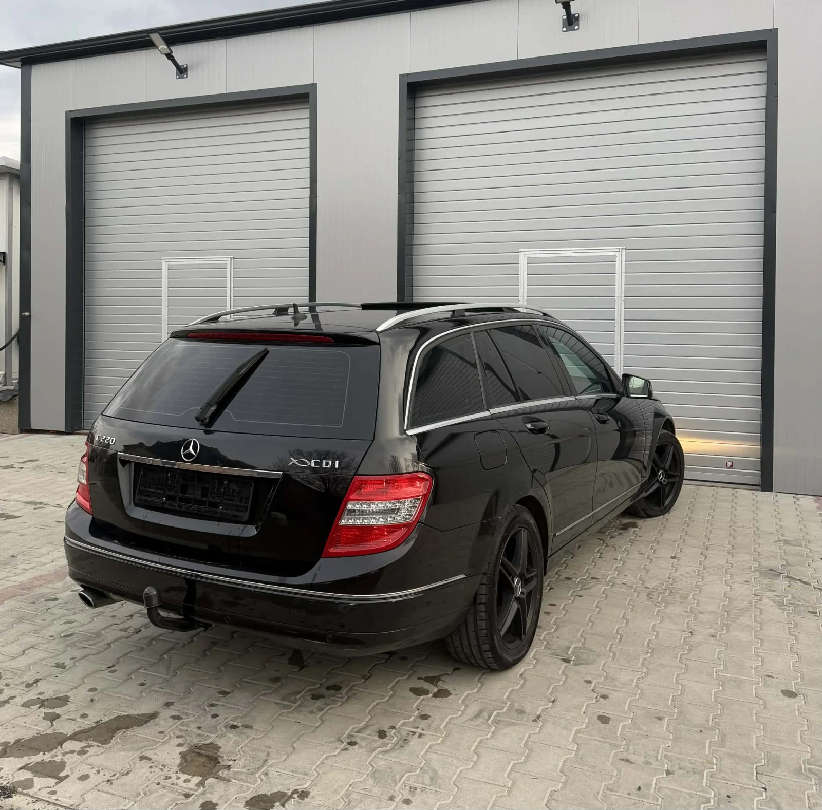 Mercedes-Benz C 220, снимка 6 - Автомобили и джипове - 54903366