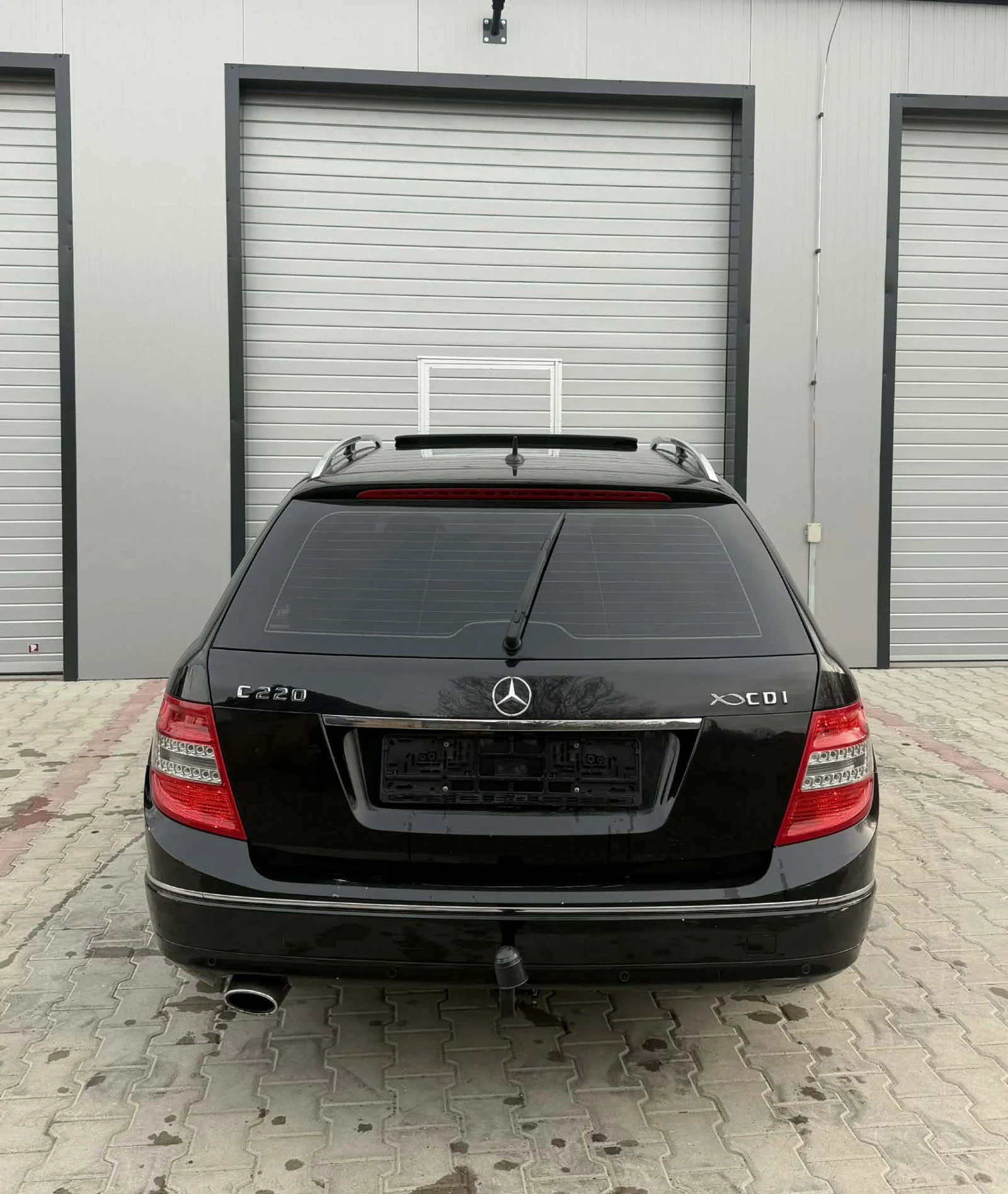 Mercedes-Benz C 220, снимка 5 - Автомобили и джипове - 54903366