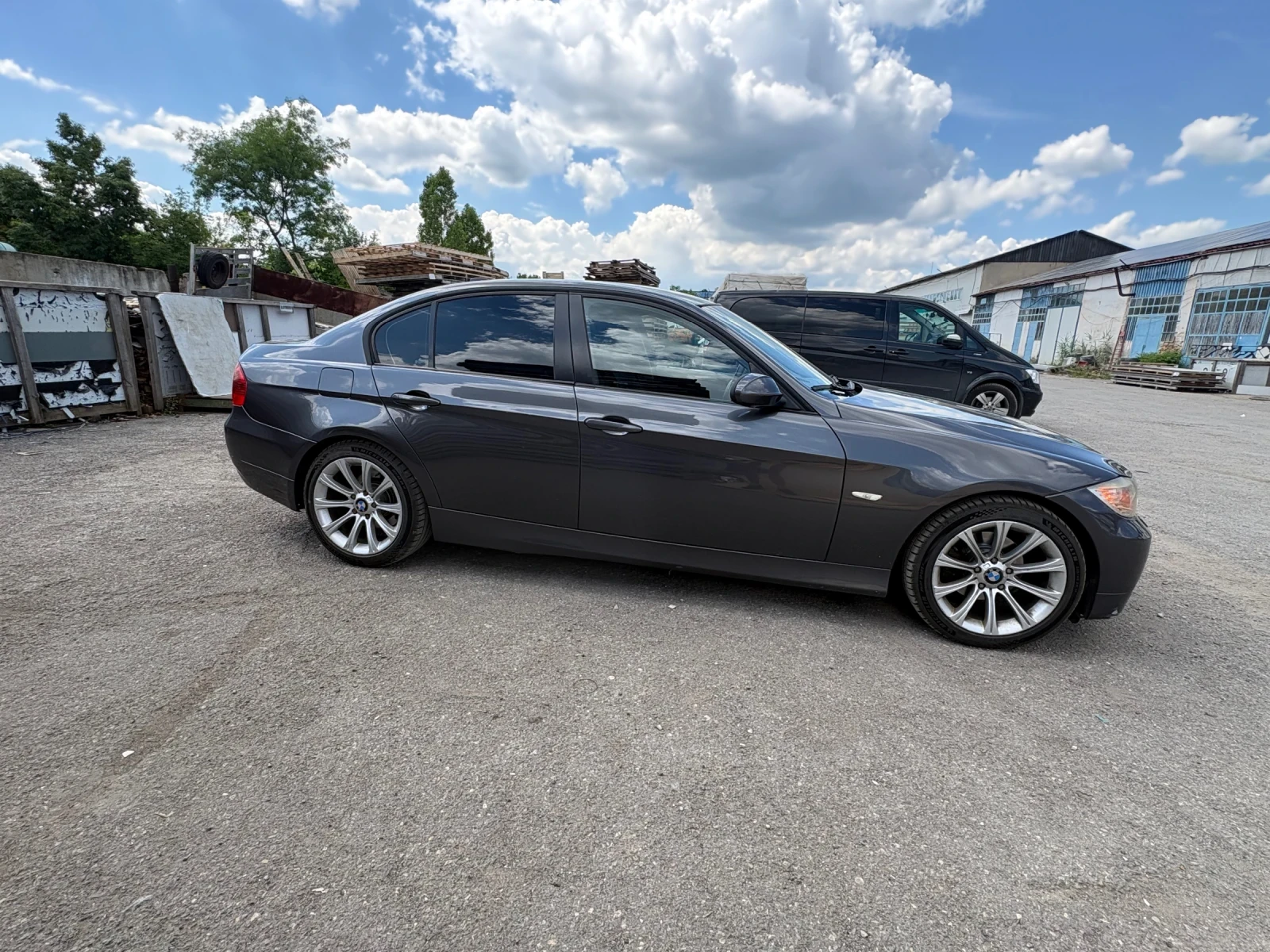 BMW 320 E 90 163кс, снимка 3 - Автомобили и джипове - 54971002