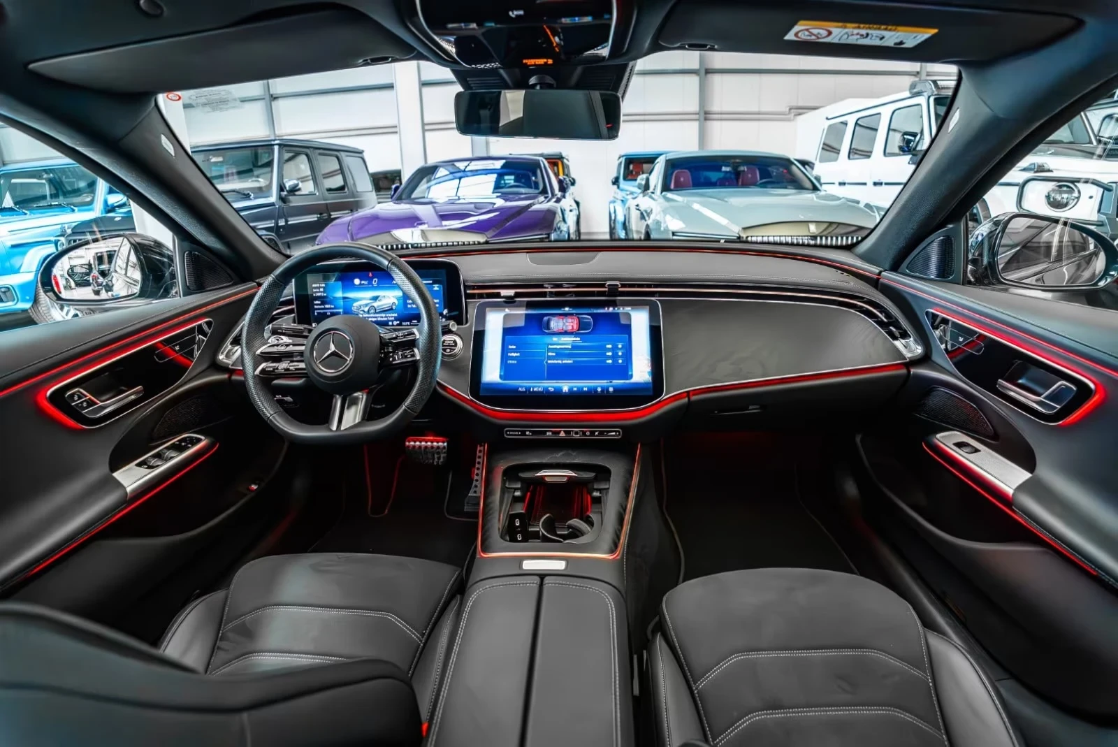 Mercedes-Benz E 220 * AMG LINE ADVANCED* NIGHT PAKET* PANO* , снимка 10 - Автомобили и джипове - 55185573