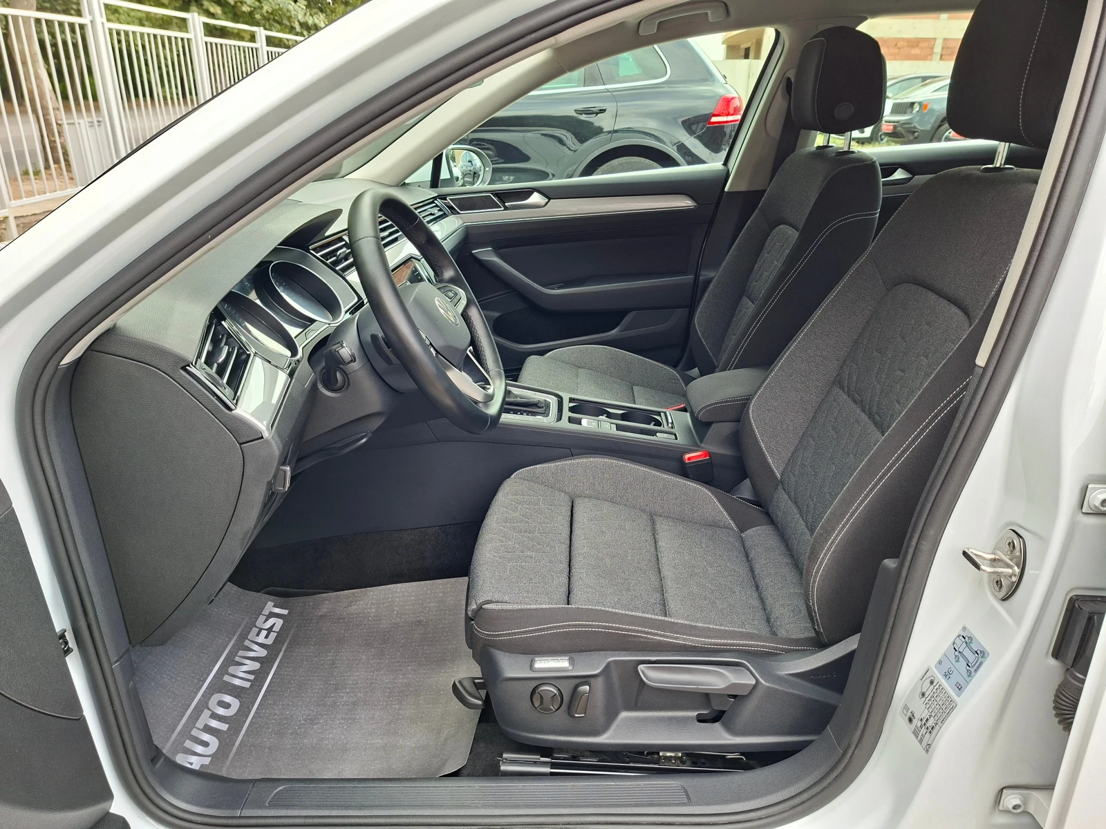 VW Passat 2.0/150ks/NAVI/DISTR./CARPLAY | Mobile.bg � ����������� 9