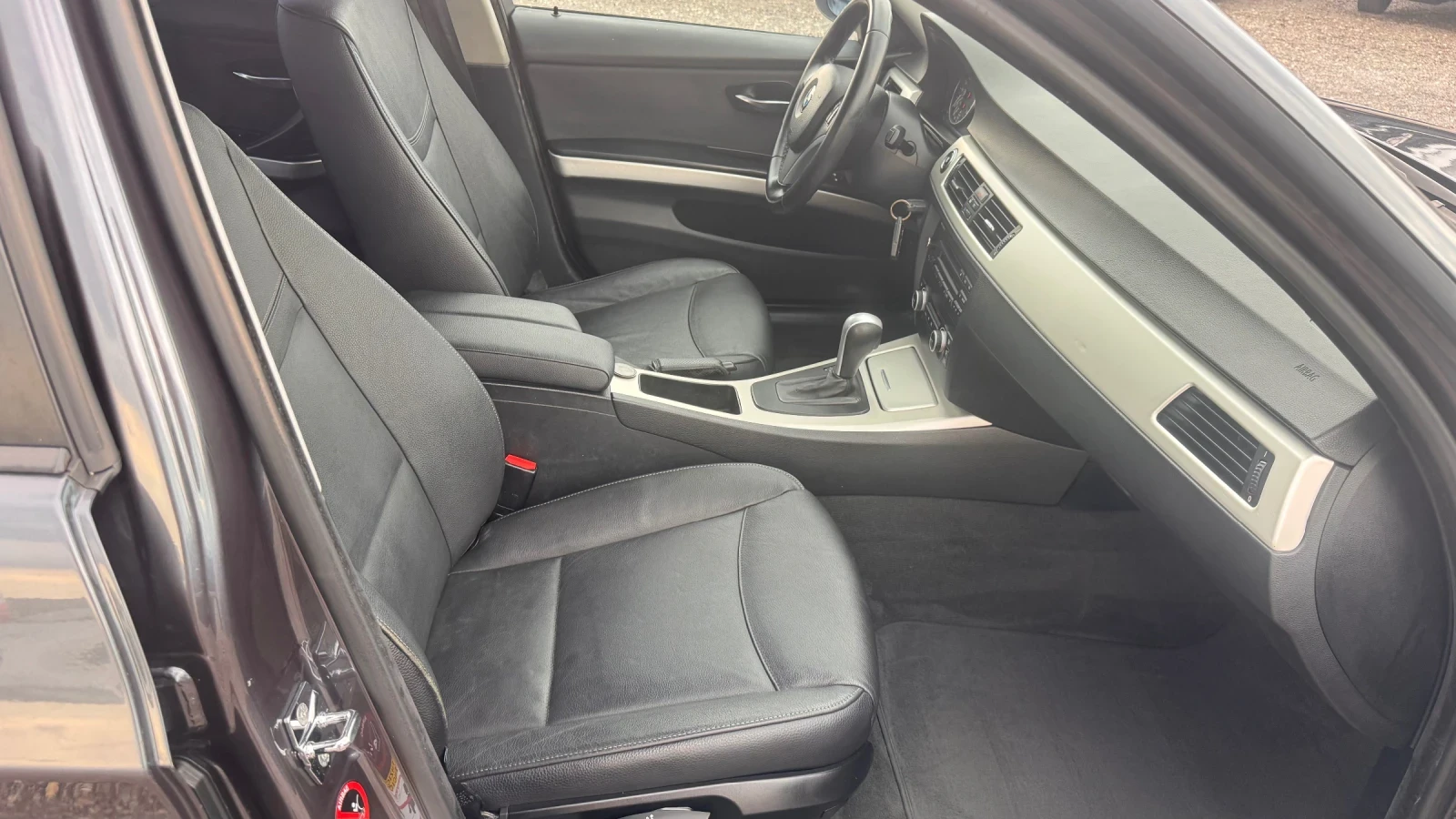 BMW 320 * АВТОМАТ * , снимка 16 - Автомобили и джипове - 55656565