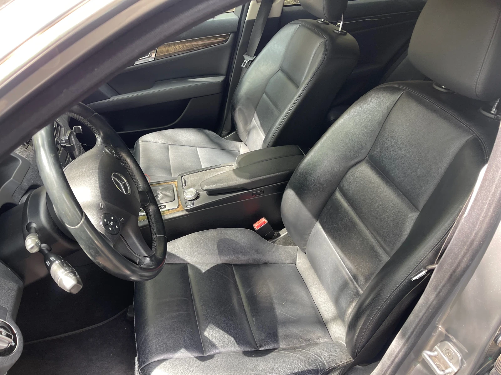 Mercedes-Benz C 350, снимка 10 - Автомобили и джипове - 55665879