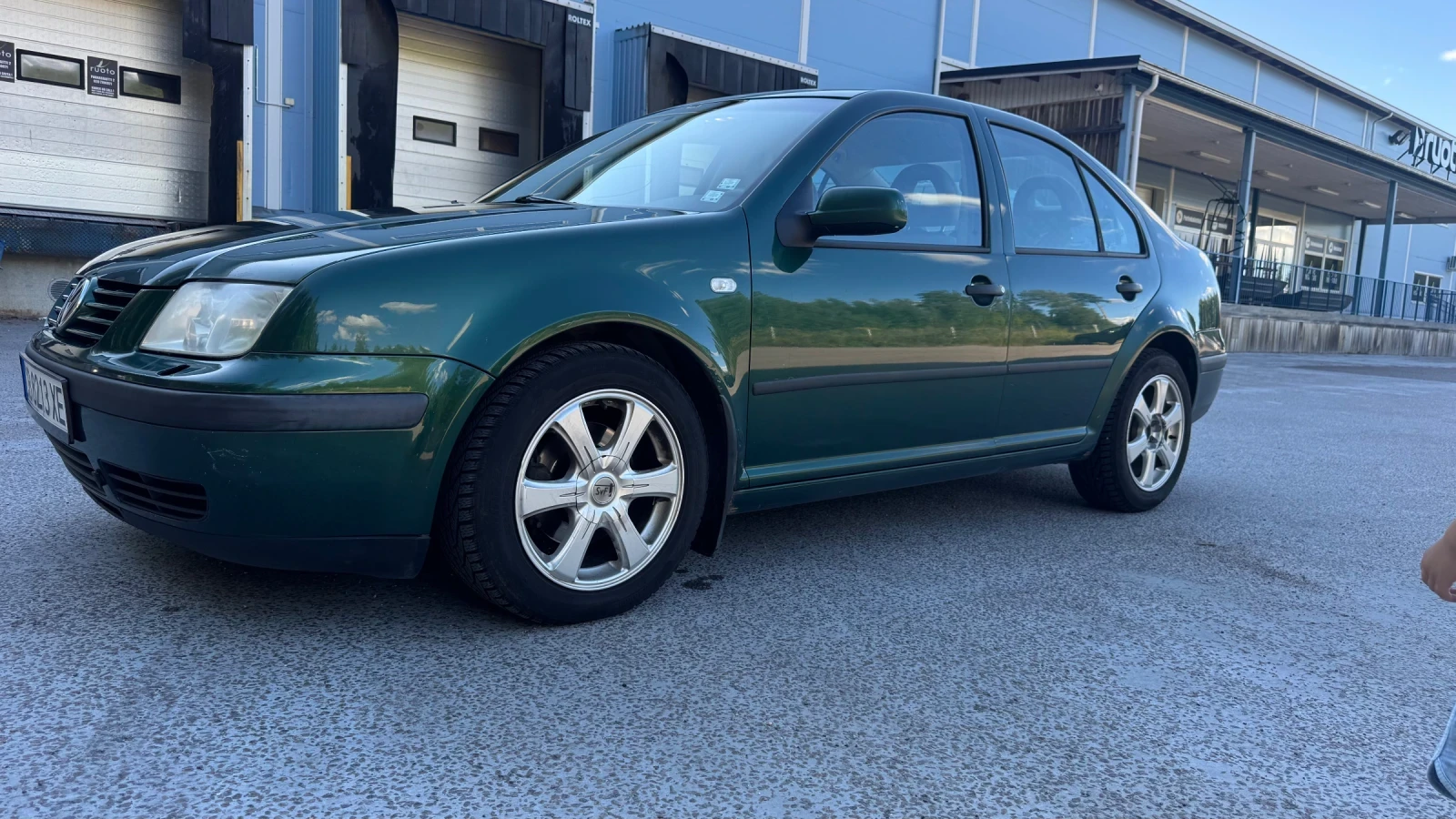 VW Bora, снимка 2 - Автомобили и джипове - 55772219