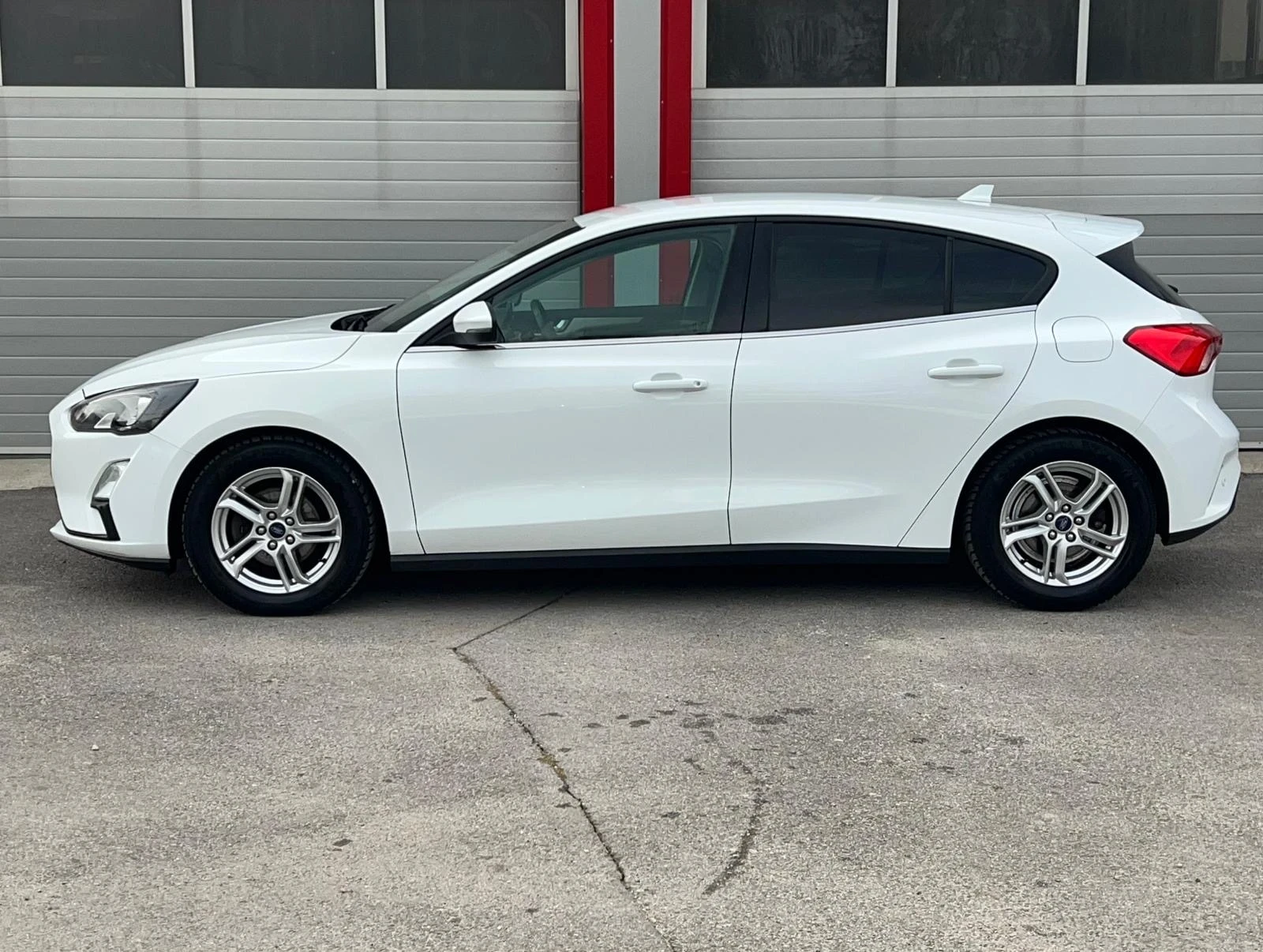 Ford Focus 1.0I ECOBOOST START STOP NAVI 6-SPEED EVRO 6D, снимка 6 - Автомобили и джипове - 55825241