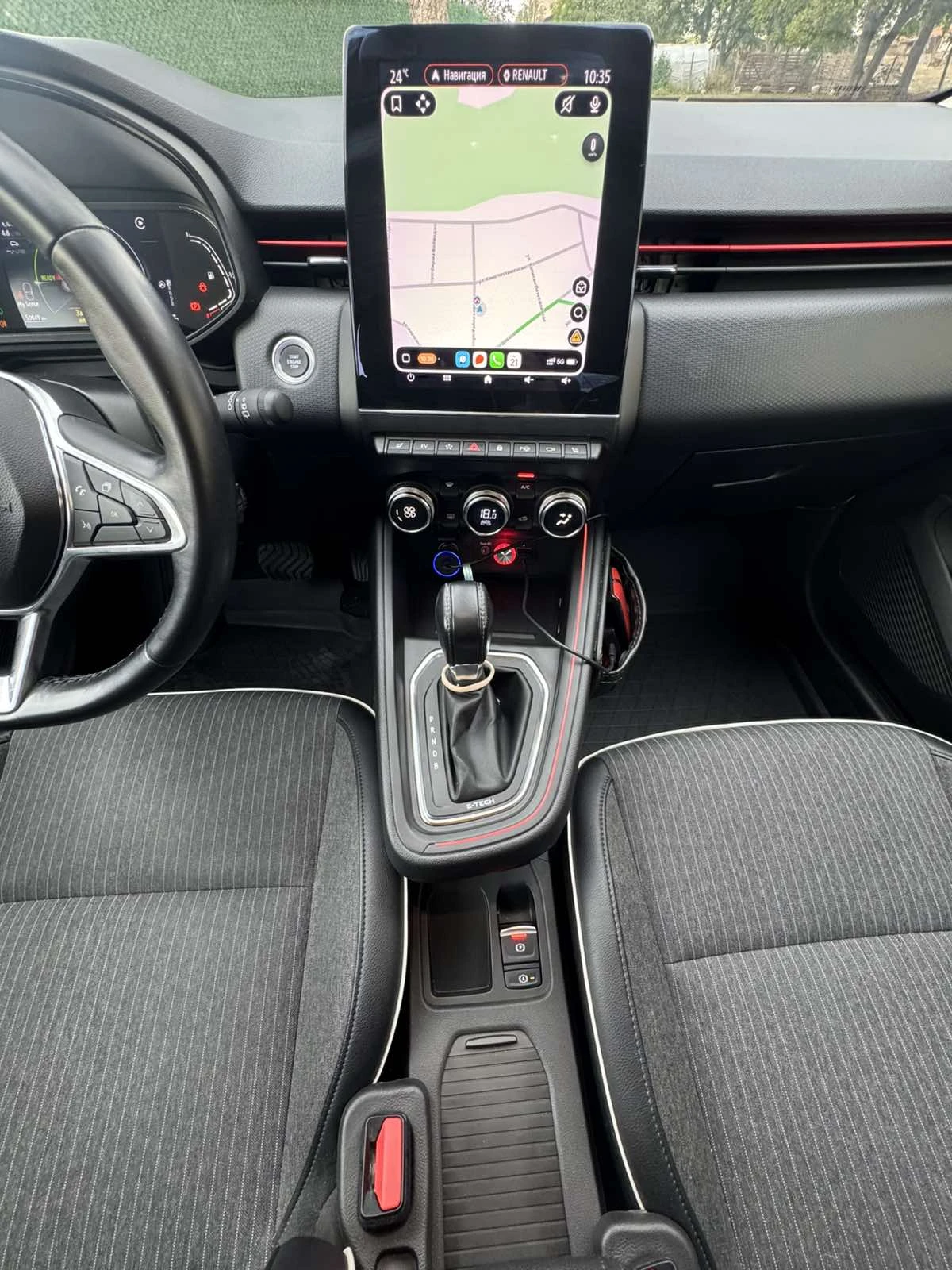 Renault Clio, снимка 10 - Автомобили и джипове - 56164688