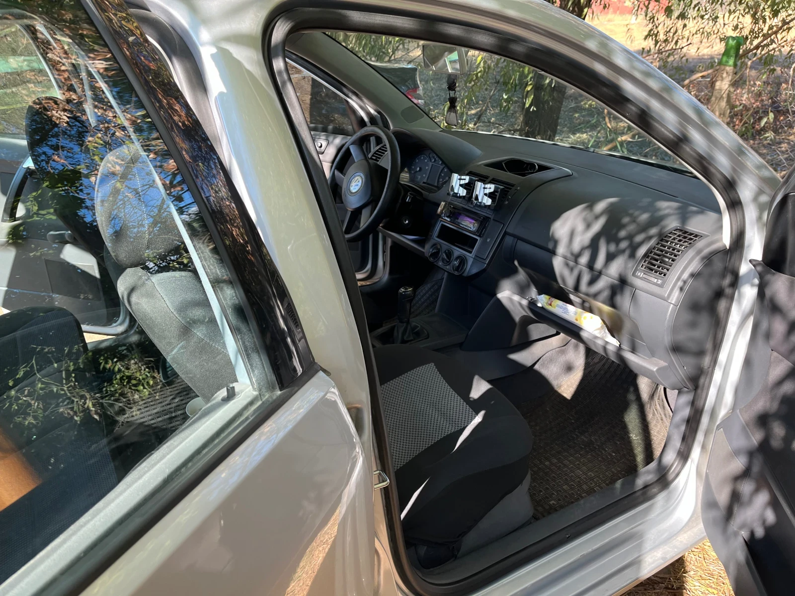 VW Polo хечбек, снимка 10 - Автомобили и джипове - 56204369