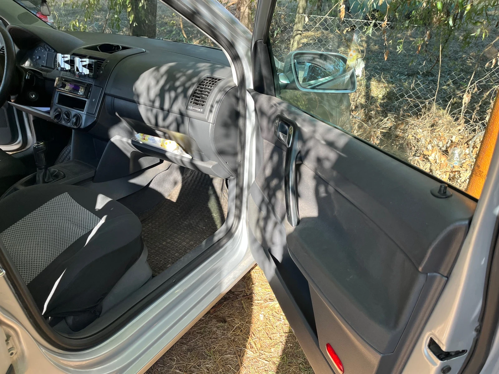 VW Polo хечбек, снимка 9 - Автомобили и джипове - 56204369