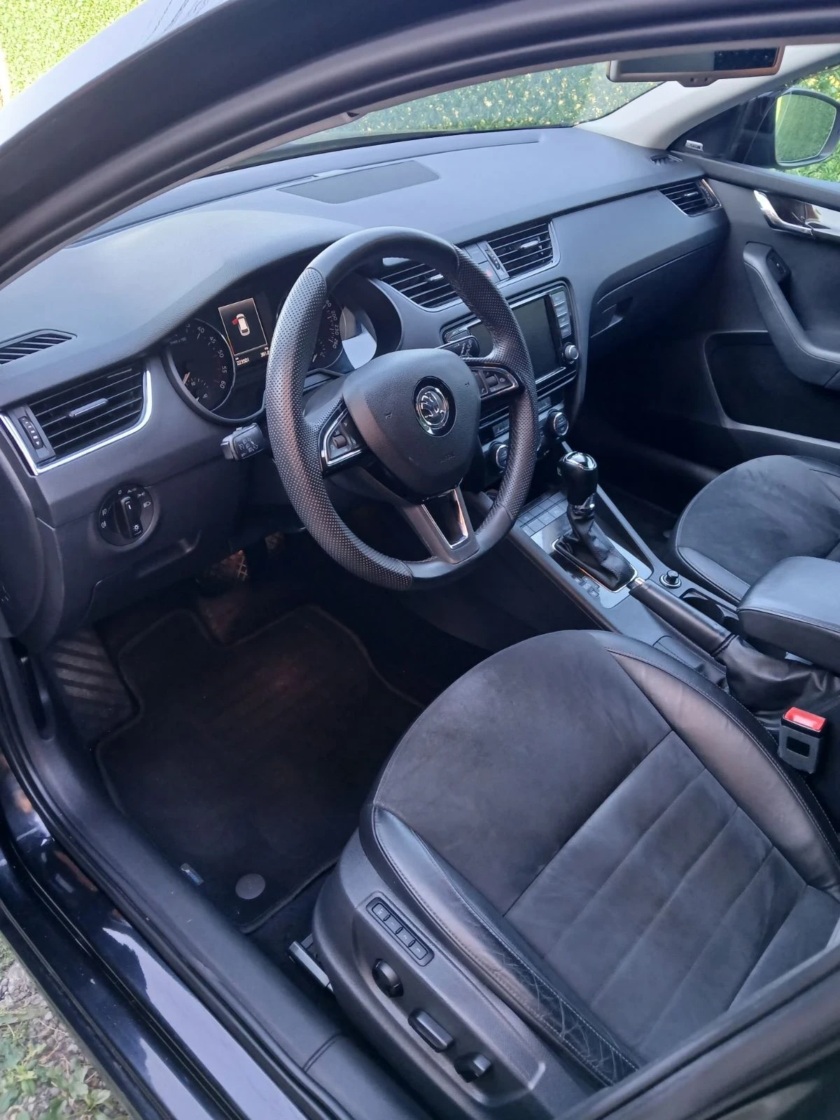 Skoda Octavia, снимка 5 - Автомобили и джипове - 56260722