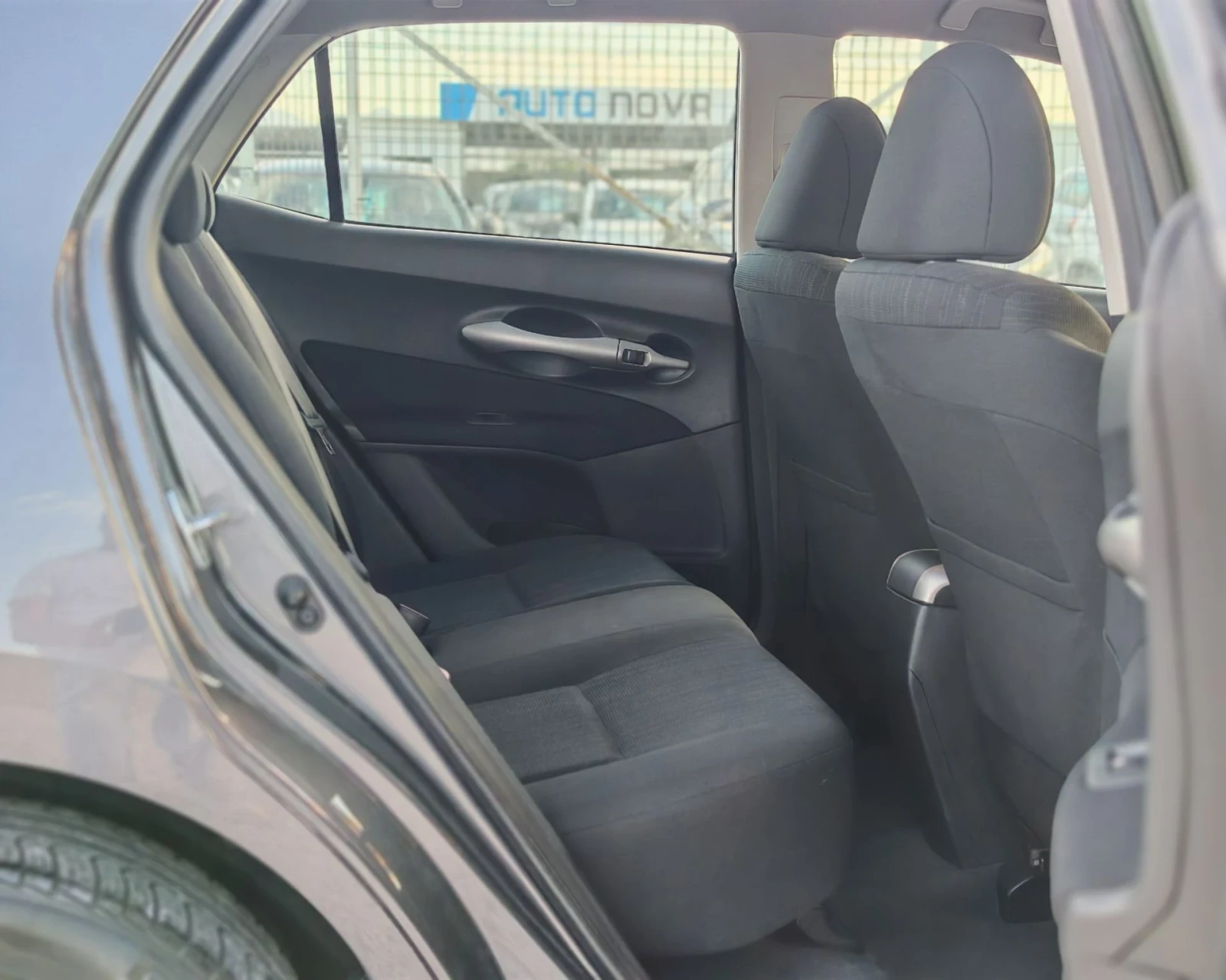 Toyota Auris 1.4 ДИЗЕЛ 90 К.С. AВТОМАТИК! ВЕРИГА! УНИКАЛЕН!!!, снимка 11 - Автомобили и джипове - 56261362