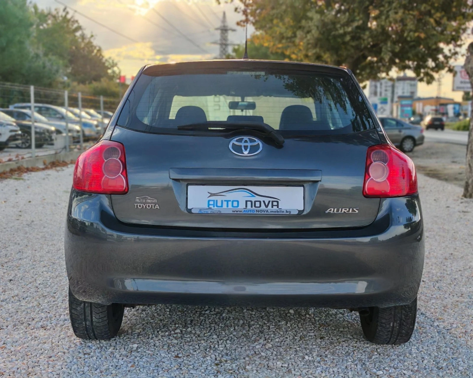 Toyota Auris 1.4 ДИЗЕЛ 90 К.С. AВТОМАТИК! ВЕРИГА! УНИКАЛЕН!!!, снимка 6 - Автомобили и джипове - 56261362