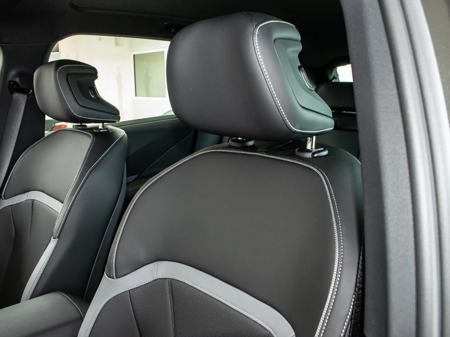 BMW iX3 40/M-SPORT/LED/KEYLESS/, снимка 11 - Автомобили и джипове - 56327537