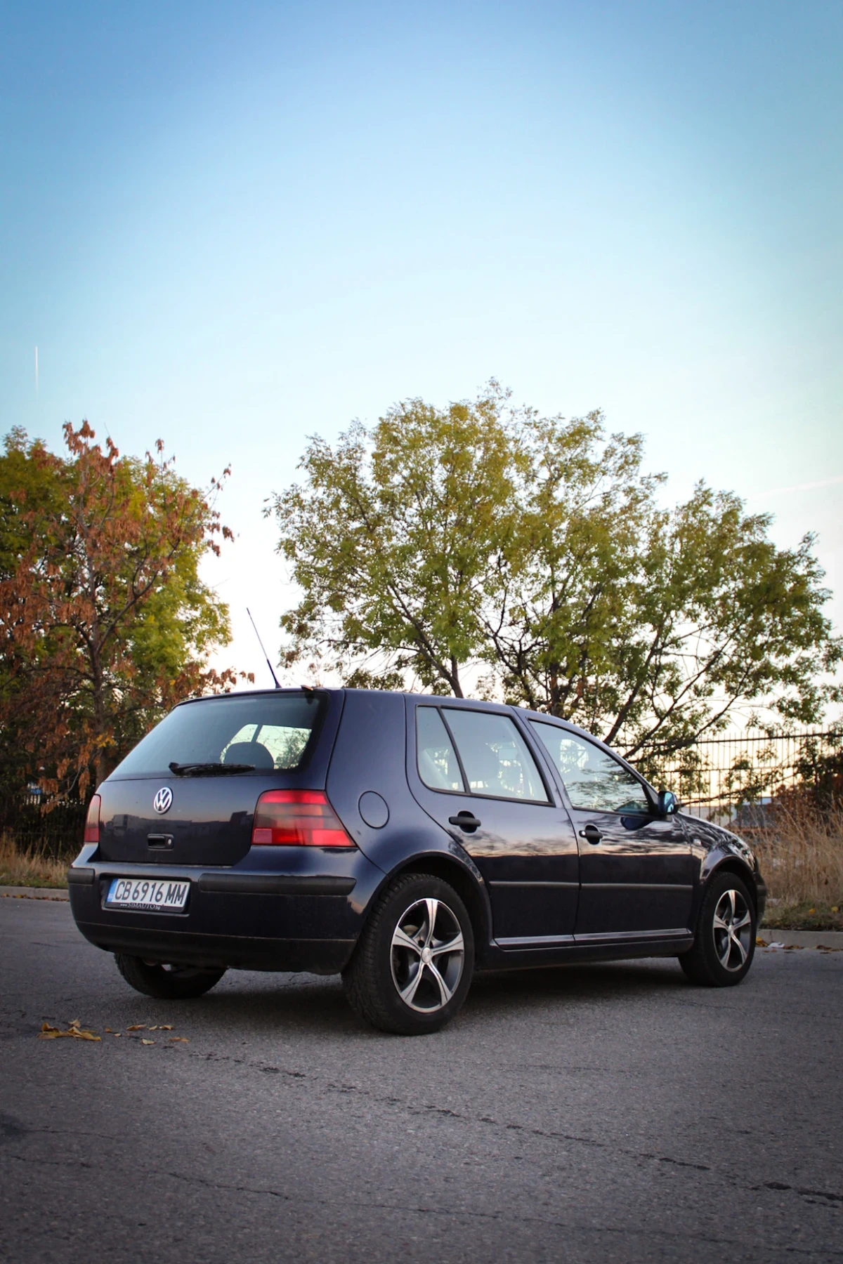 VW Golf 16v