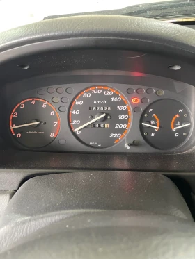 Honda Cr-v 2.0i 147, снимка 8