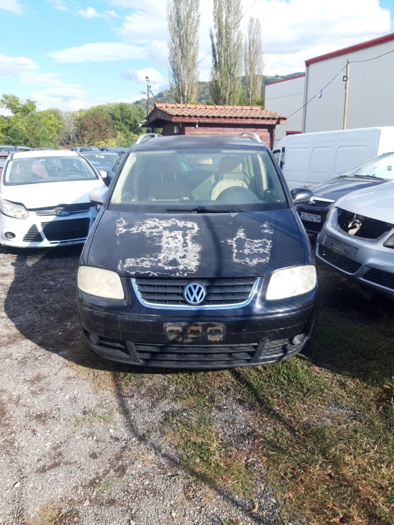 VW Touran 2.0tdi  16v НА ЧАСТИ, снимка 1 - Автомобили и джипове - 38137400