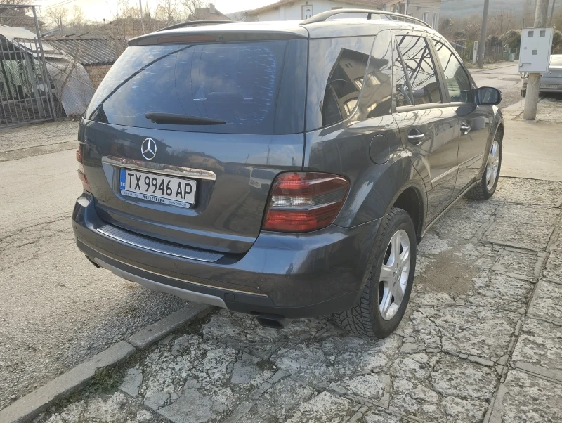 Mercedes-Benz ML 320, снимка 4 - Автомобили и джипове - 48335877