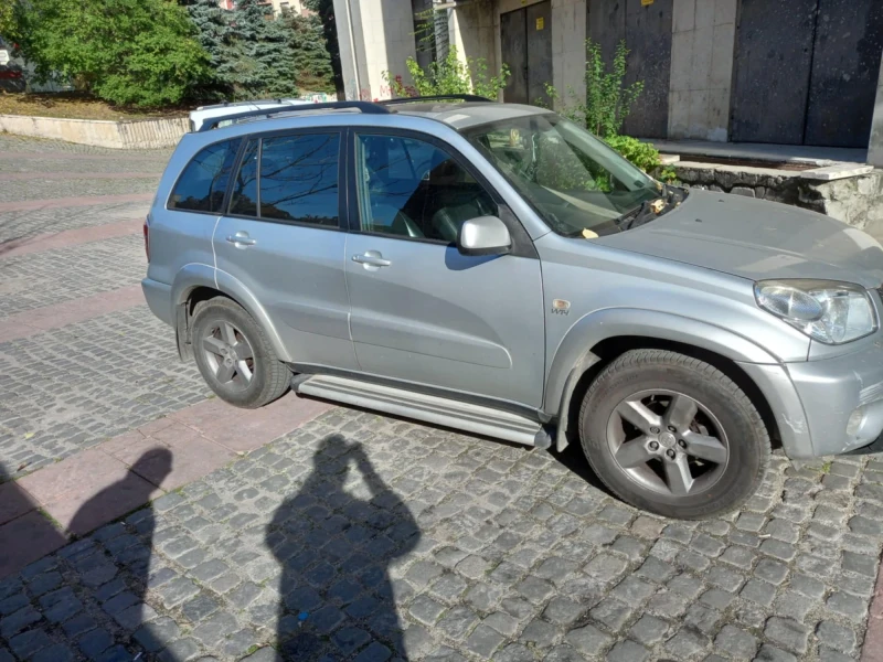 Toyota Rav4 2000куб-150к, снимка 6 - Автомобили и джипове - 52285959