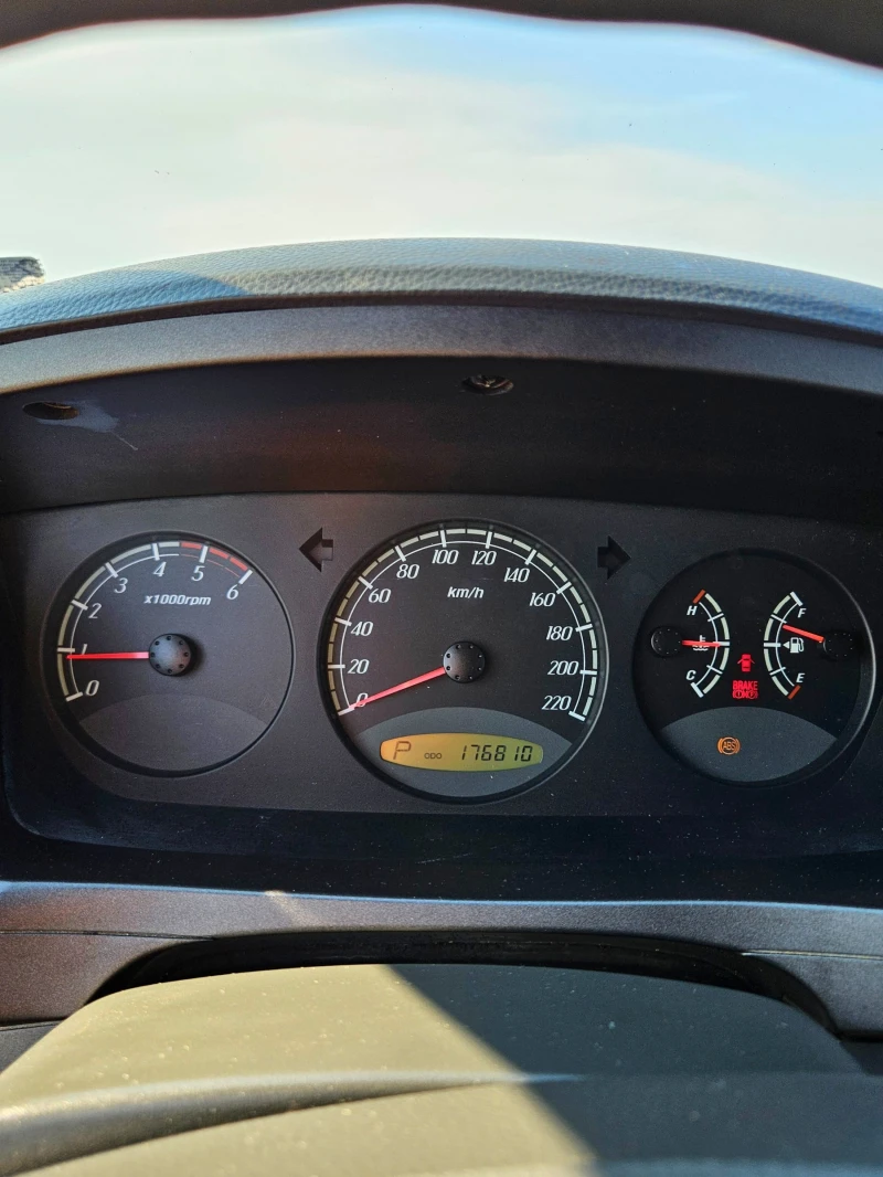 SsangYong Kyron, снимка 8 - Автомобили и джипове - 51458531